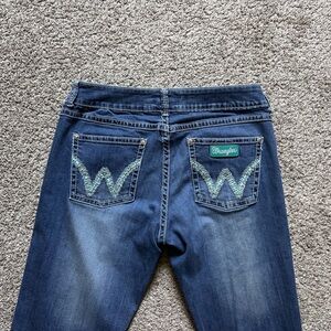 Wrangler mid-rise bootcut jeans